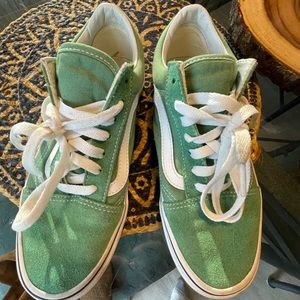 Beautiful green Vans size 7.5